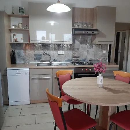 Franka Apartment *