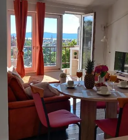 Franka Apartment